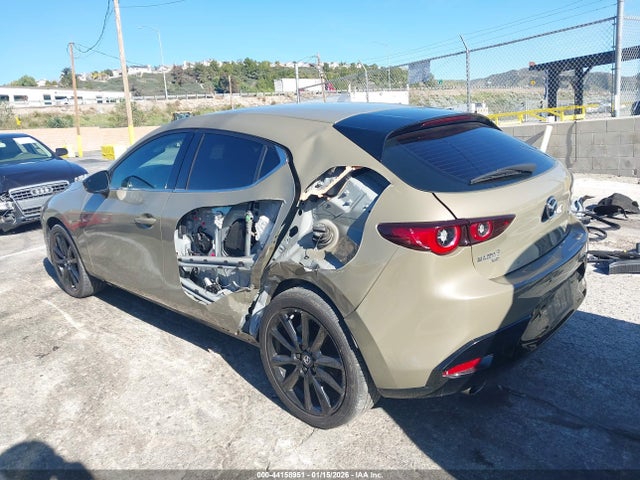 JM1BPBYY3R1721043 Mazda Mazda3 2.5 Carbon Turbo