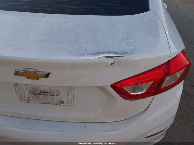 1G1BC5SM6H7151790 Chevrolet Cruze Ls Auto