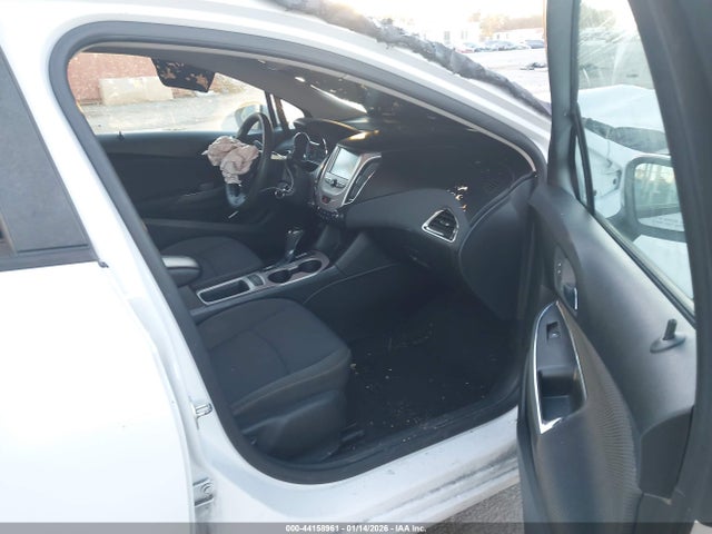 1G1BC5SM6H7151790 Chevrolet Cruze Ls Auto