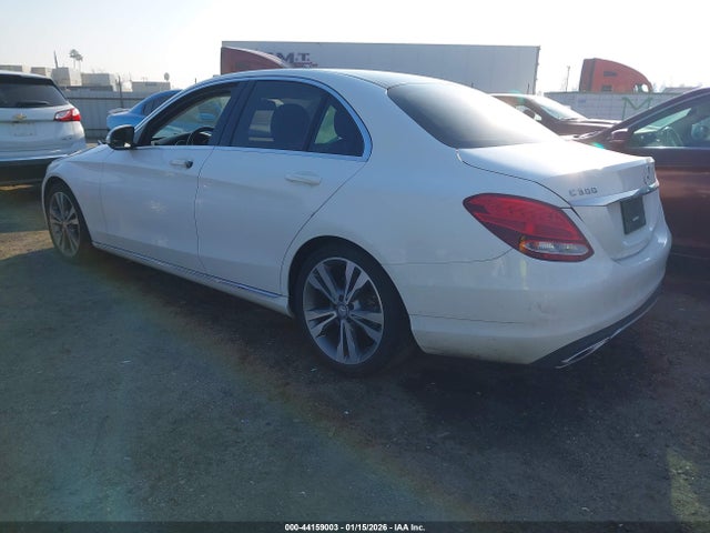 Mercedes-Benz C 300 2015 55SWF4JB7FU071088 Image 3