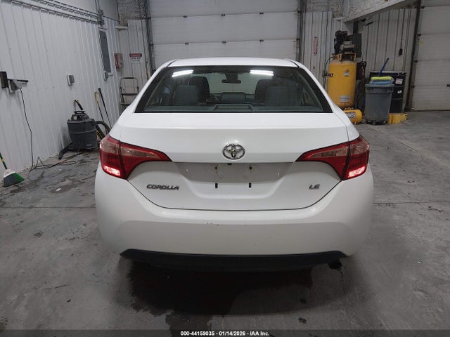 Toyota COROLLA LE 2018 2T1BURHE5JC070926 Image 17