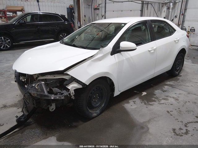 Toyota COROLLA LE 2018 2T1BURHE5JC070926 Image 2