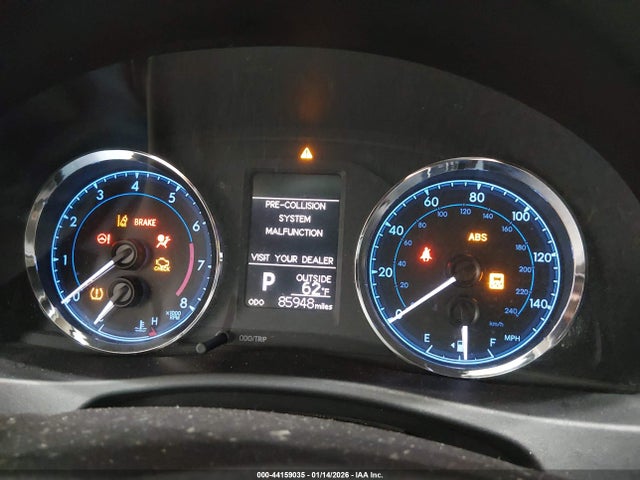Toyota COROLLA LE 2018 2T1BURHE5JC070926 Image 7