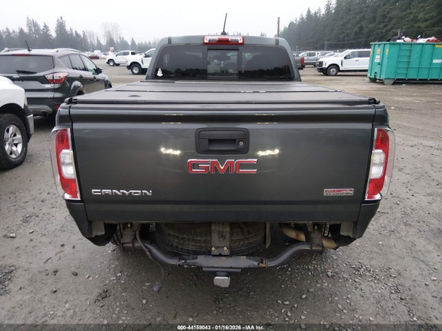 1GTG6CE33G1268112 GMC CANYON SLE