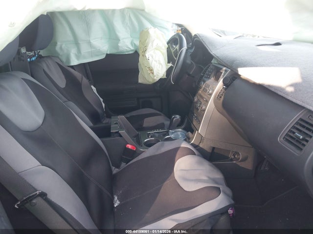 Ford FLEX SE 2019 2FMGK5B80KBA11828 Image 5