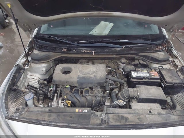 Hyundai ACCENT SE 2019 3KPC24A30KE080207 Image 10