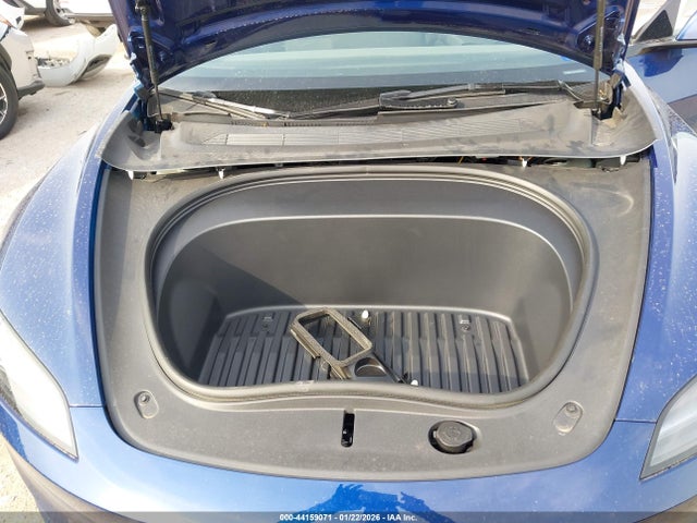 2025 TESLA MODEL 3 5YJ3E1EA6SF950406 Photo 9