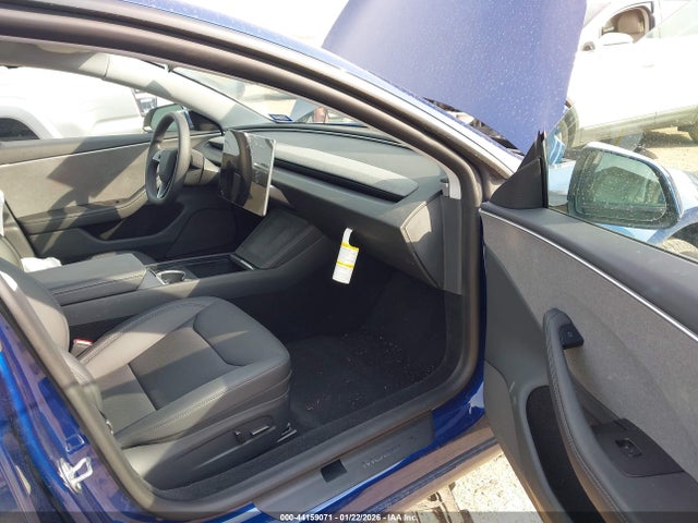 2025 TESLA MODEL 3 5YJ3E1EA6SF950406 Photo 4