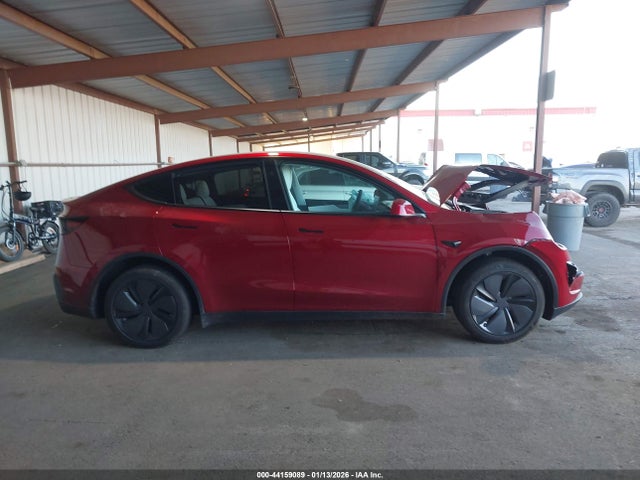 7SAYGDED4TF414036 Tesla Model Y Premium Rear-wheel Drive/standard Rear-wheel Drive