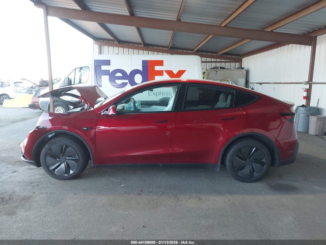 7SAYGDED4TF414036 Tesla Model Y Premium Rear-wheel Drive/standard Rear-wheel Drive