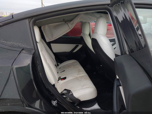 2021 Tesla Model Y Long Range Dual Motor All-wheel Drive მანქანა იყიდება აუქციონზე, vin: 5YJYGDEE3MF116245, აუქციონის ნომერი: 44159098