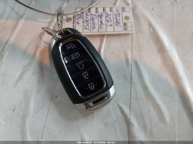 KMHLM4AG9PU447056 Hyundai ELANTRA SEL