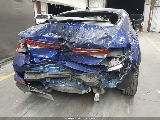 KMHLM4AG9PU447056 Hyundai ELANTRA SEL