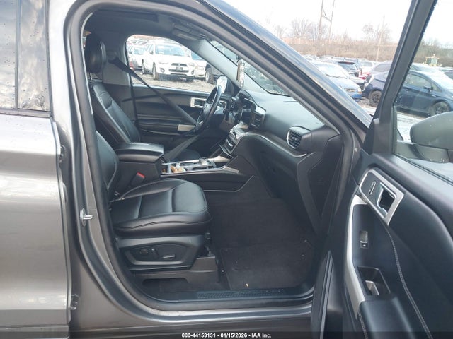 2021 FORD EXPLORER 1FMSK8DH4MGA22013 Photo 4