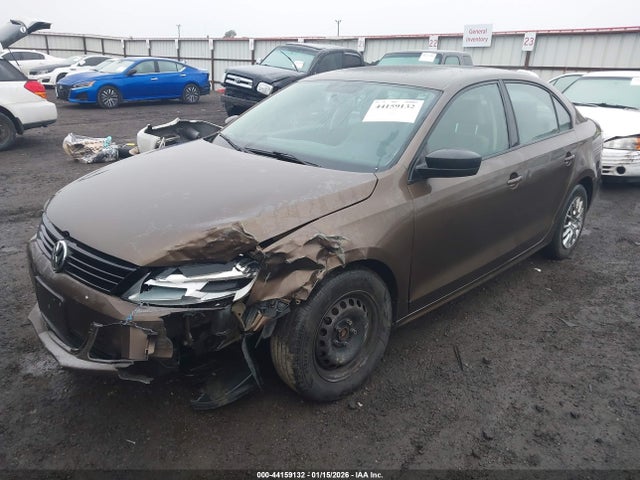 Volkswagen Jetta 2.0l S 2014 3VW2K7AJXEM239382 Image 2