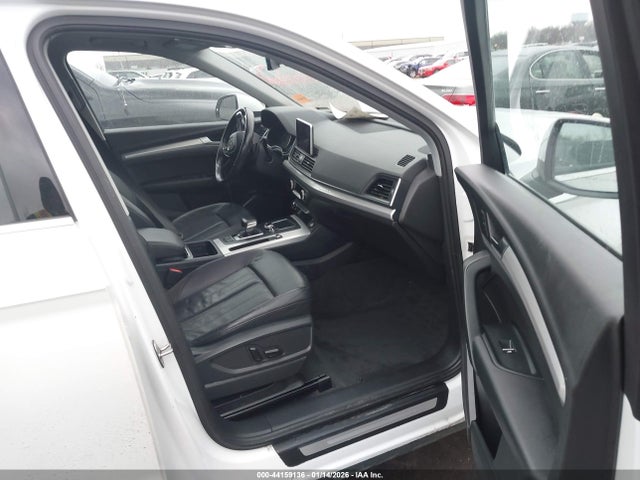 44159136 :رقم المزاد ، WA1BNAFY7J2094701 vin ، 2018 Audi Q5 2.0t Premium/2.0t Tech Premium مزاد بيع