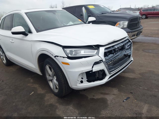 44159136 :رقم المزاد ، WA1BNAFY7J2094701 vin ، 2018 Audi Q5 2.0t Premium/2.0t Tech Premium مزاد بيع