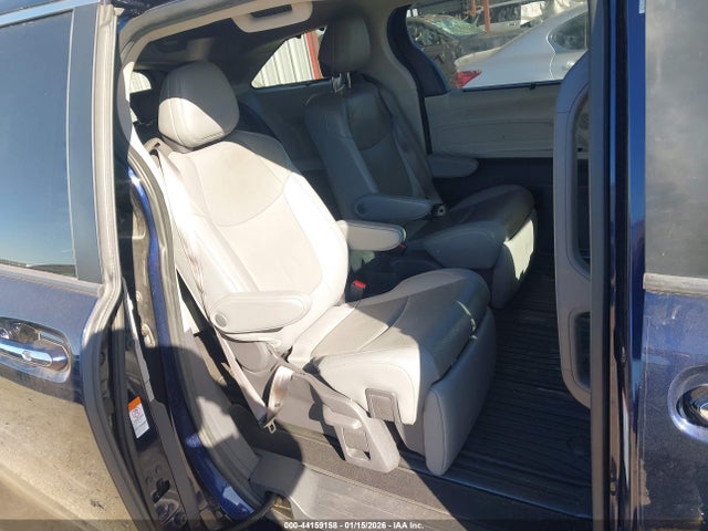 2021 TOYOTA SIENNA 5TDZRKEC9MS068361 Photo 7