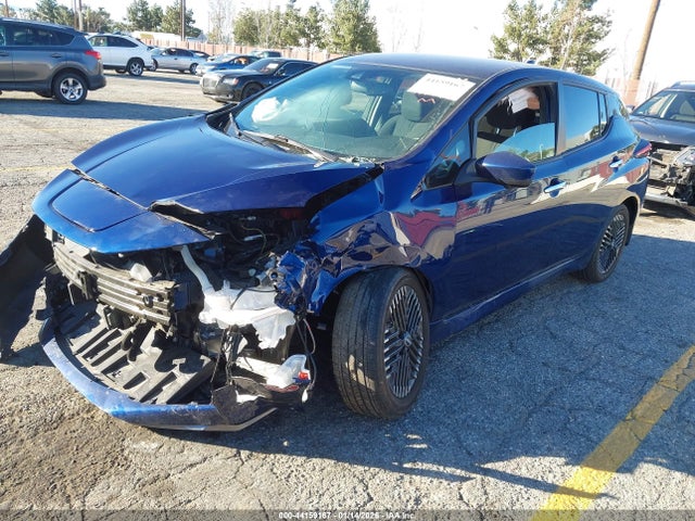 2024 NISSAN LEAF 1N4CZ1CV9RC552064 Photo 1