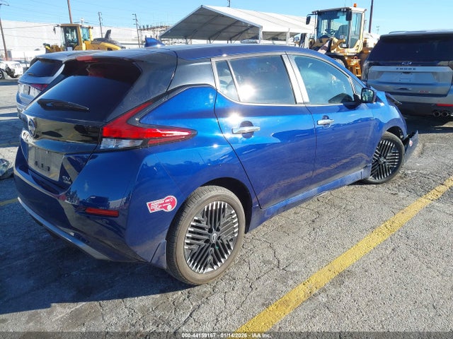 2024 NISSAN LEAF 1N4CZ1CV9RC552064 Photo 3