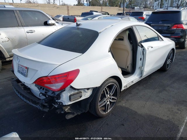 Mercedes-Benz CLA 250 2019 WDDSJ4EBXKN752209 Image 4