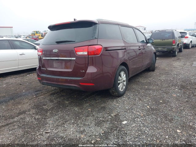 KIA SEDONA LX 2017 KNDMB5C19H6247636 Image 4