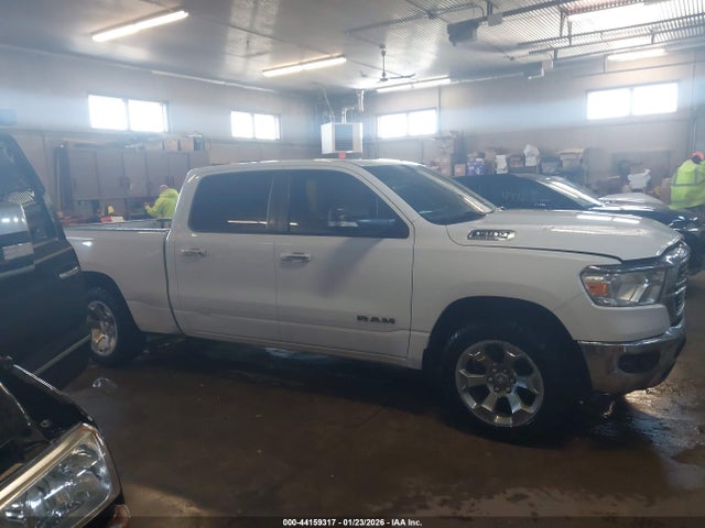 2020 Ram 1500 Big Horn  4x4 6'4 Box მანქანა იყიდება აუქციონზე, vin: 1C6SRFMT9LN288105, აუქციონის ნომერი: 44159317