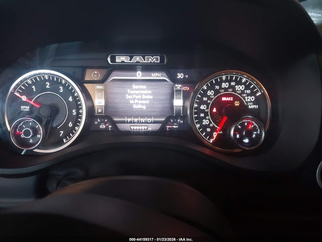 2020 Ram 1500 Big Horn  4x4 6'4 Box მანქანა იყიდება აუქციონზე, vin: 1C6SRFMT9LN288105, აუქციონის ნომერი: 44159317