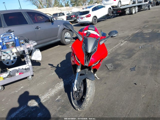 44159331 :رقم المزاد ، WB10E2309LZJ28193 vin ، 2020 Bmw S 1000 Rr مزاد بيع