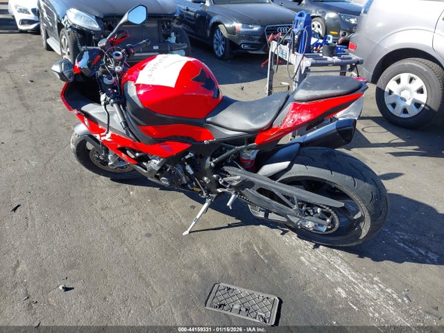 44159331 :رقم المزاد ، WB10E2309LZJ28193 vin ، 2020 Bmw S 1000 Rr مزاد بيع