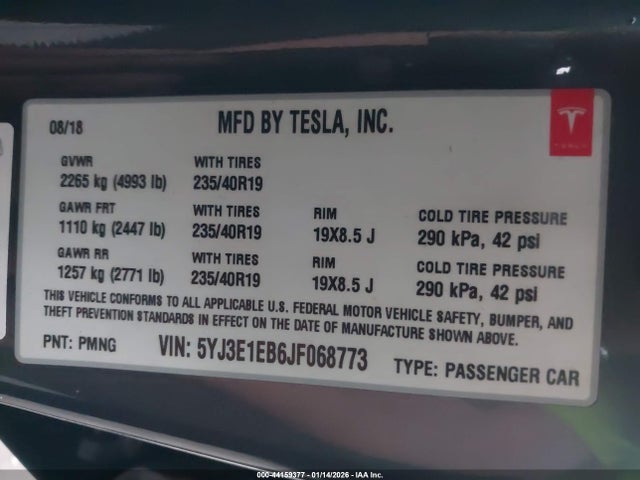 2018 TESLA MODEL 3 5YJ3E1EB6JF068773 Photo 8