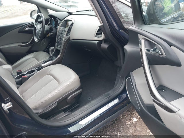 44159435 :رقم المزاد ، 1G4PR5SK7F4151365 vin ، 2015 Buick Verano Convenience Group مزاد بيع