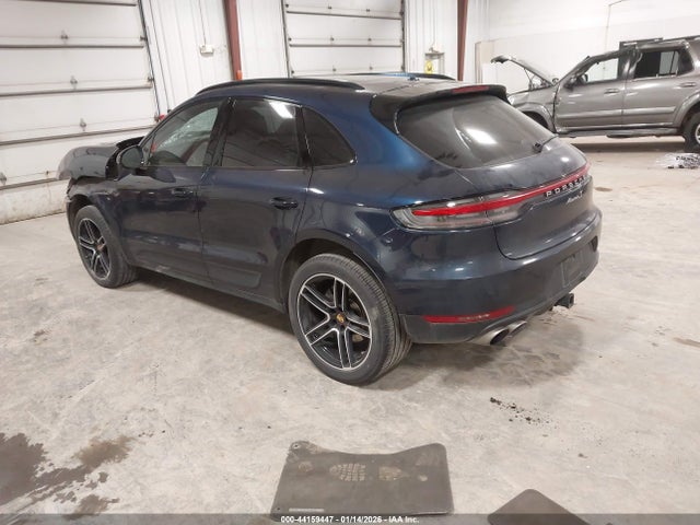 2021 PORSCHE MACAN WP1AB2A58MLB38716 Photo 2