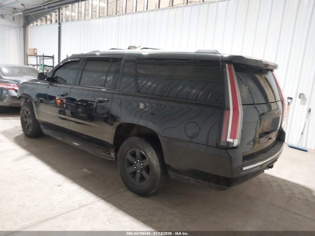 2015 GMC YUKON XL 1500 1GKS2JKJ8FR285781 Photo 2