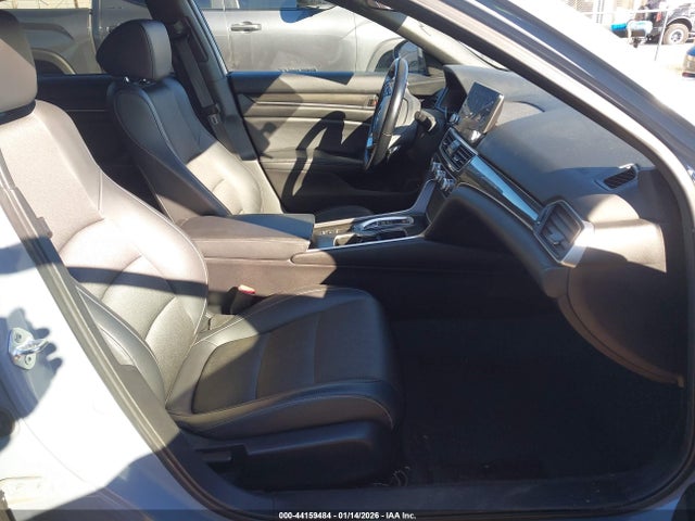 1HGCV2F38NA002478 Honda Accord Sport 2.0t