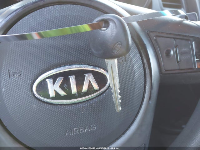 2010 KIA SOUL KNDJT2A20A7105069 Photo 10