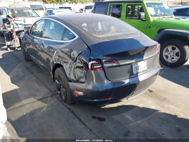 2017 TESLA MODEL 3 5YJ3E1EA9HF001294 Photo 2
