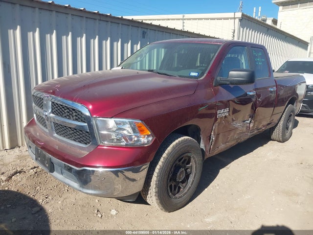 1C6RR7GG2HS753612 RAM 1500 Slt 4x4 6&#039;4 Box