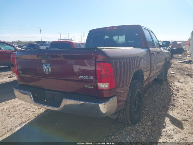 1C6RR7GG2HS753612 RAM 1500 Slt 4x4 6&#039;4 Box