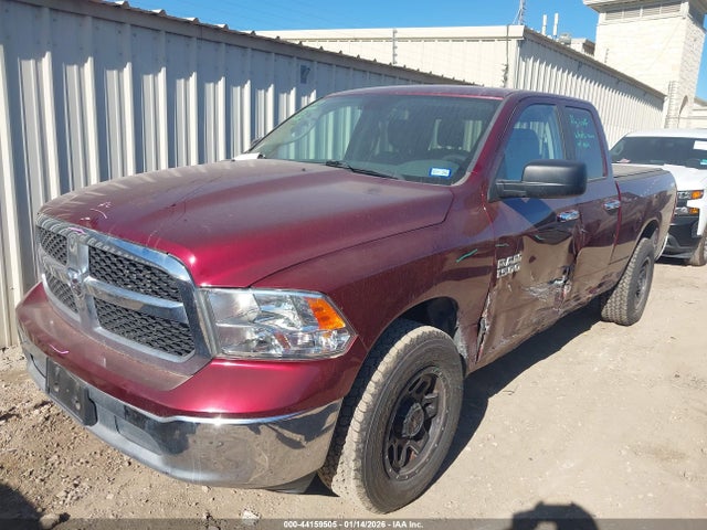 1C6RR7GG2HS753612 RAM 1500 Slt 4x4 6&#039;4 Box