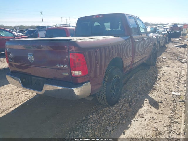 1C6RR7GG2HS753612 RAM 1500 Slt 4x4 6&#039;4 Box