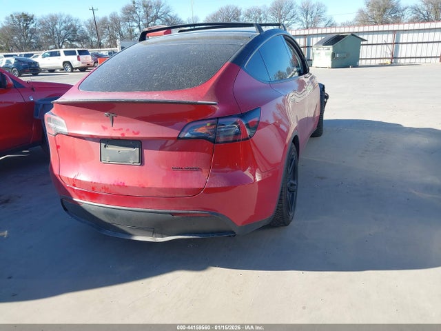 2023 TESLA MODEL Y 7SAYGDEF6PF603066 Photo 3