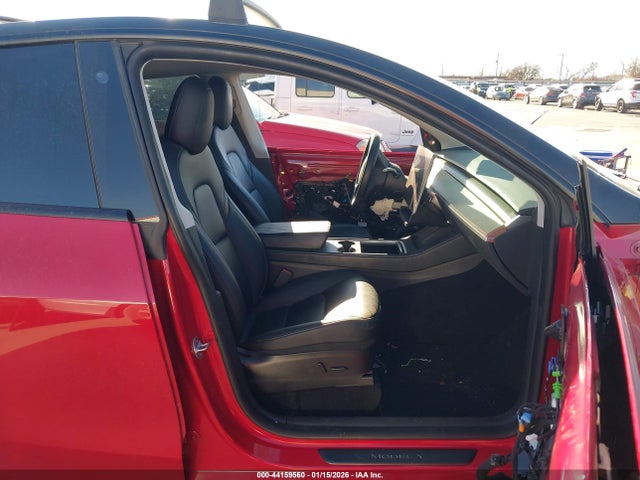 2023 TESLA MODEL Y 7SAYGDEF6PF603066 Photo 4