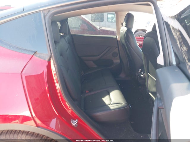 2023 TESLA MODEL Y 7SAYGDEF6PF603066 Photo 7