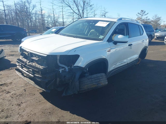 44159576 :رقم المزاد ، 3VVPX7B28NM028734 vin ، 2022 Volkswagen Taos 1.5t Se مزاد بيع