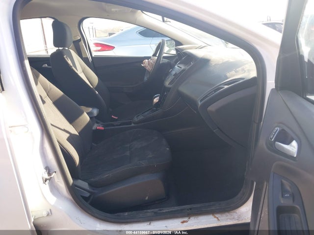 Ford FOCUS SE 2015 1FADP3K28FL202661 Image 5