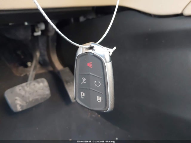 2017 CADILLAC XT5 1GYKNDRS1HZ130179 Photo 10