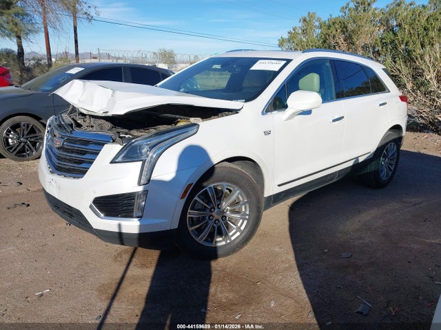 2017 CADILLAC XT5 1GYKNDRS1HZ130179 Photo 1