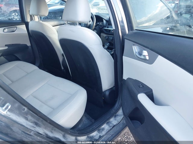 Продажа на аукционе авто 2023 Kia Forte Lxs, vin: 3KPF24AD3PE670740, номер лота: 44159690