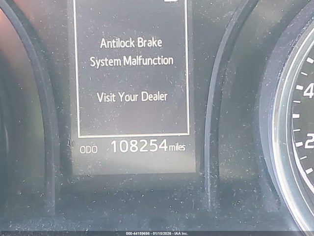 4T1B11HK4JU147817 Toyota CAMRY SE